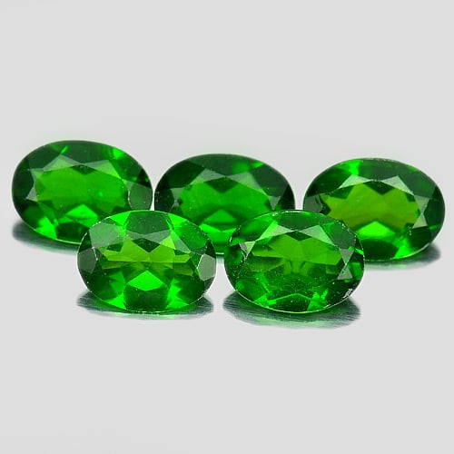 Natural Green Chrome Diopside Gemstones 3.45 Ct. 5 Pcs. Oval Shape 6.9 x 5 Mm.: Product ID: 801604576 Product Name: Natural Chrome Diopside Weight: 3.45 CT. Size: 6.9 x 5 x 2.7 MM. Shape: Oval Color: Green Clarity:VSI Luster: Good Gems Origin: Russia Treatment: Unheated Crystal S