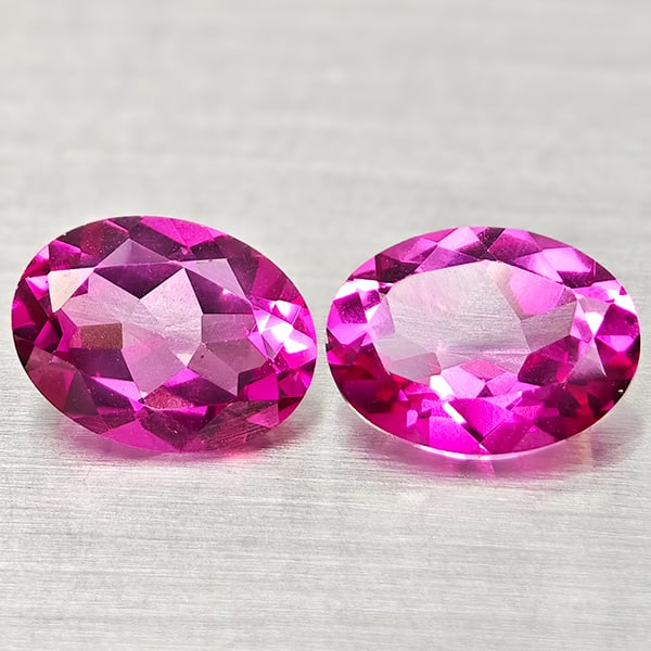 Natural Pink Topaz Gemstones 2.76 Ct. 2 Pcs. Oval Shape 8 x 6 Mm.: Product ID: 807168238 Product Name: Natural Topaz Weight: 2.76 CT. Size: 8 x 6 x 3.9 MM. Shape: Oval Shape Color: Pink Clarity:IF Luster: Very Good Gems Origin: Brazil Treatment: Treated Crystal Struc