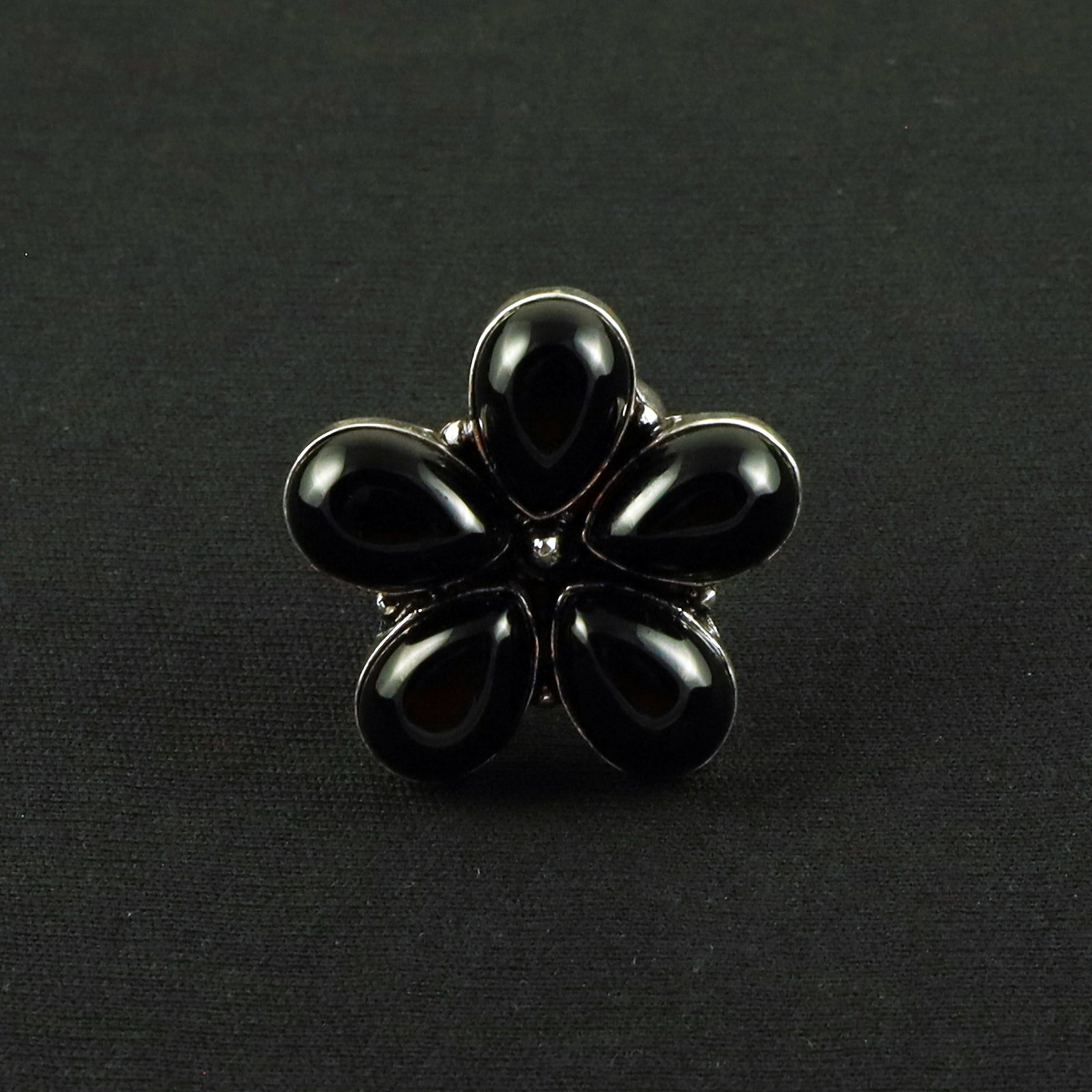 Natural Black Onyx Sterling Silver Plated Handmade Ring - 7.5MM: Product ID: 260620131345 Product - Handmade Silver Plated Ring Metal - 92.5 Sterling Silver Plated Ring Size - 7.5MM Gemstone - Black Onyx Gemstone Origin - India Gemstone Size - 10X14 MM ( 5 Stone ) 