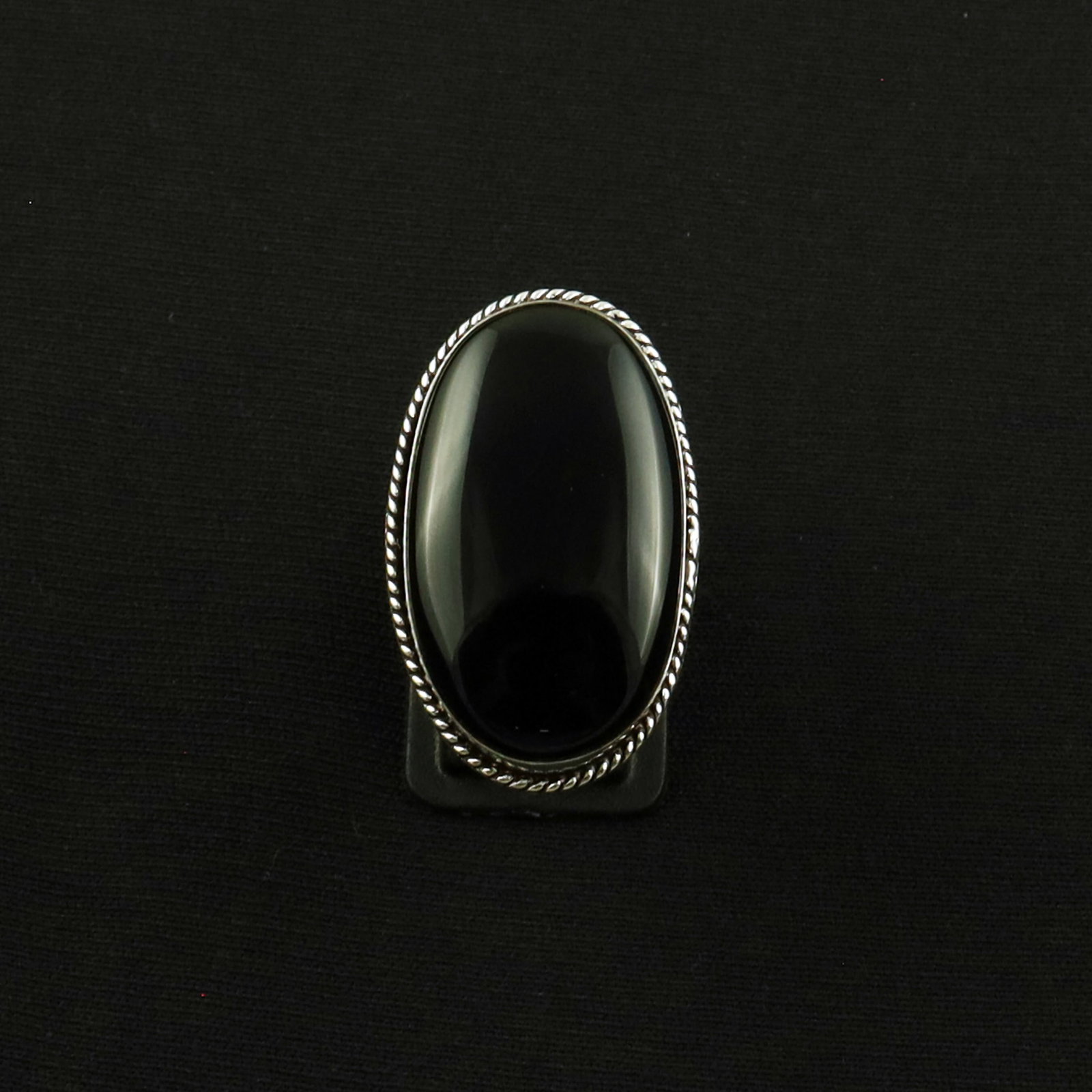 Natural Black Onyx Sterling Silver Plated Handmade Ring - 8.5MM: Product ID: 260619142149 Product - Handmade Silver Plated Ring Metal - 92.5 Sterling Silver Plated Ring Size - 8.5MM Gemstone - Black Onyx Gemstone Origin - India Gemstone Size - 3.5X2 CM Gemstone Sha