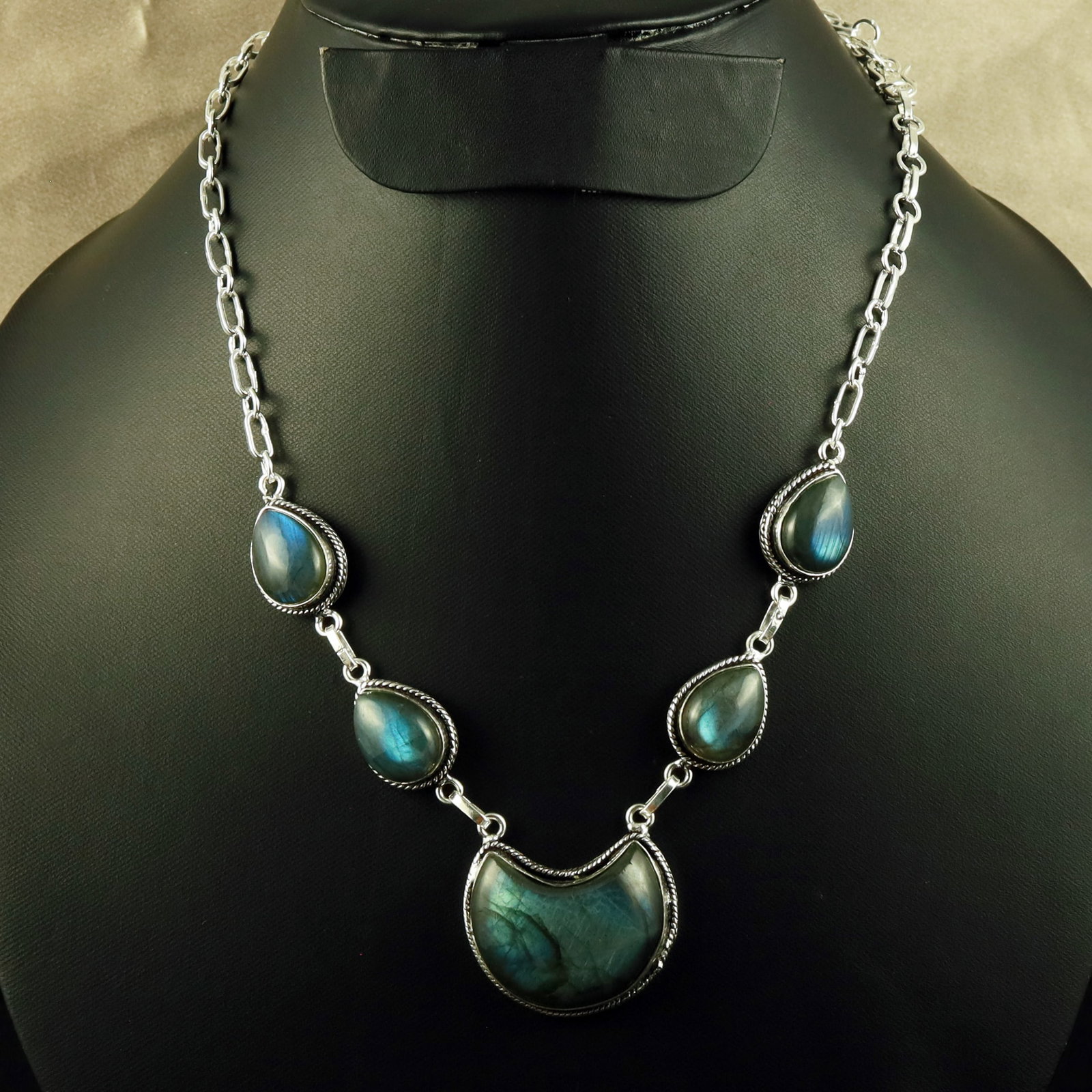 Natural Labradorite Sterling Silver Plated Handmade Necklace: Product ID: 260618115506 Product - Handmade Silver Plated Necklace Metal - 92.5 Sterling Silver Plated Necklace Length - 18 Inch Gemstone - Labradorite Gemstone Size - 12X16 MM (4 Stone), 3X2 CM (1 St