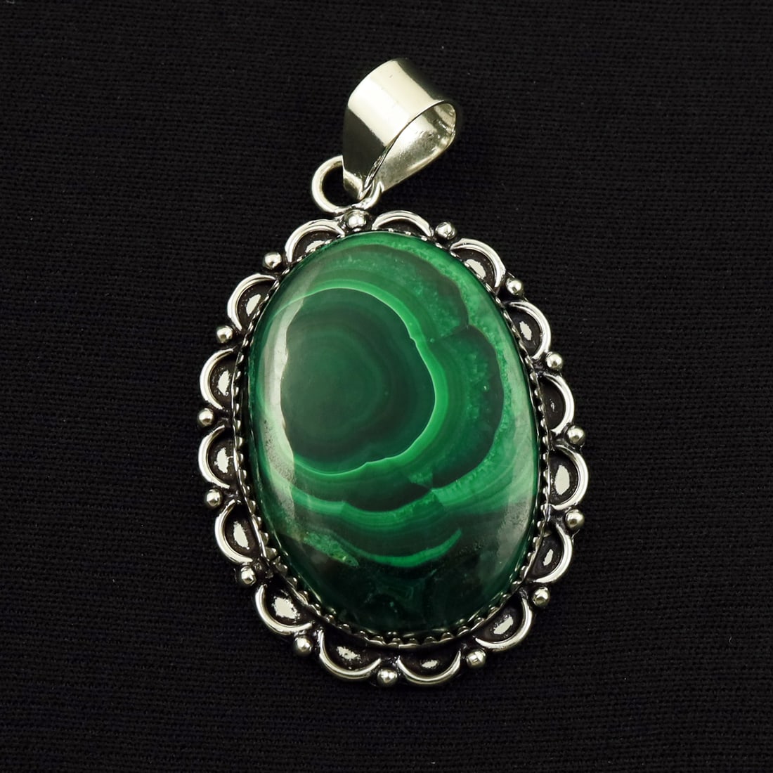 Natural Malachite Sterling Silver Plated Handmade Pendant: Product ID: 260714163259 Product - Handmade Silver Plated Pendant Metal - 92.5 Sterling Silver Plated Pendant Size - 3.5x2.5 CM Gemstone - Malachite Gemstone Origin - Democratic Republic of Congo Gems
