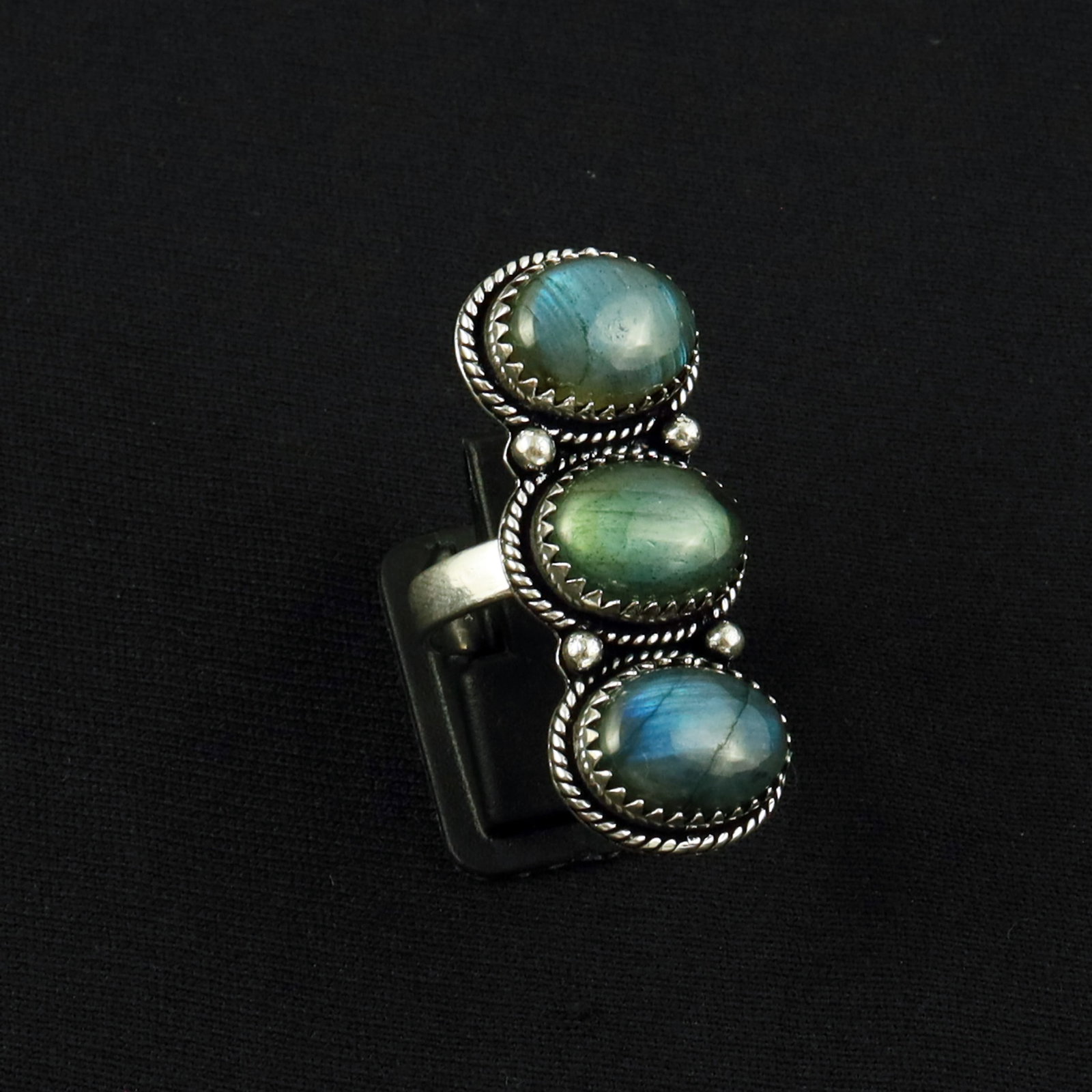 Natural Labradorite Sterling Silver Plated Handmade Ring - 7MM: Product ID: 260616162556 Product - Handmade Silver Plated Ring Metal - 92.5 Sterling Silver Plated Ring Size - 7MM Gemstone - Labradorite Gemstone Origin - Canada Gemstone Size - 10X14 MM ( 3 Stone ) 