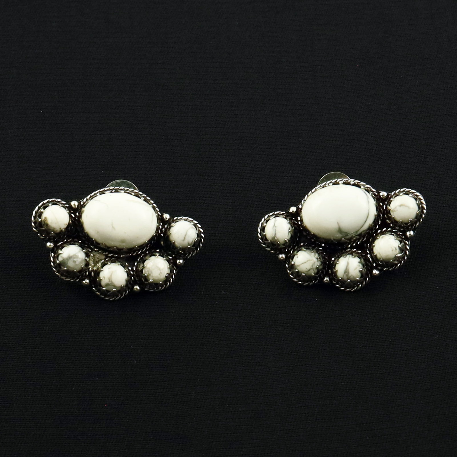Natural Howlite Sterling Silver Plated Handmade Stud Earring: Product ID: 260701143756 Product - Handmade Silver Plated Stud Earring Metal - 92.5 Sterling Silver Plated Earring Type - Stud Gemstone - Howlite Gemstone Origin - Canada Gemstone Size - 10X14 MM ( 2 
