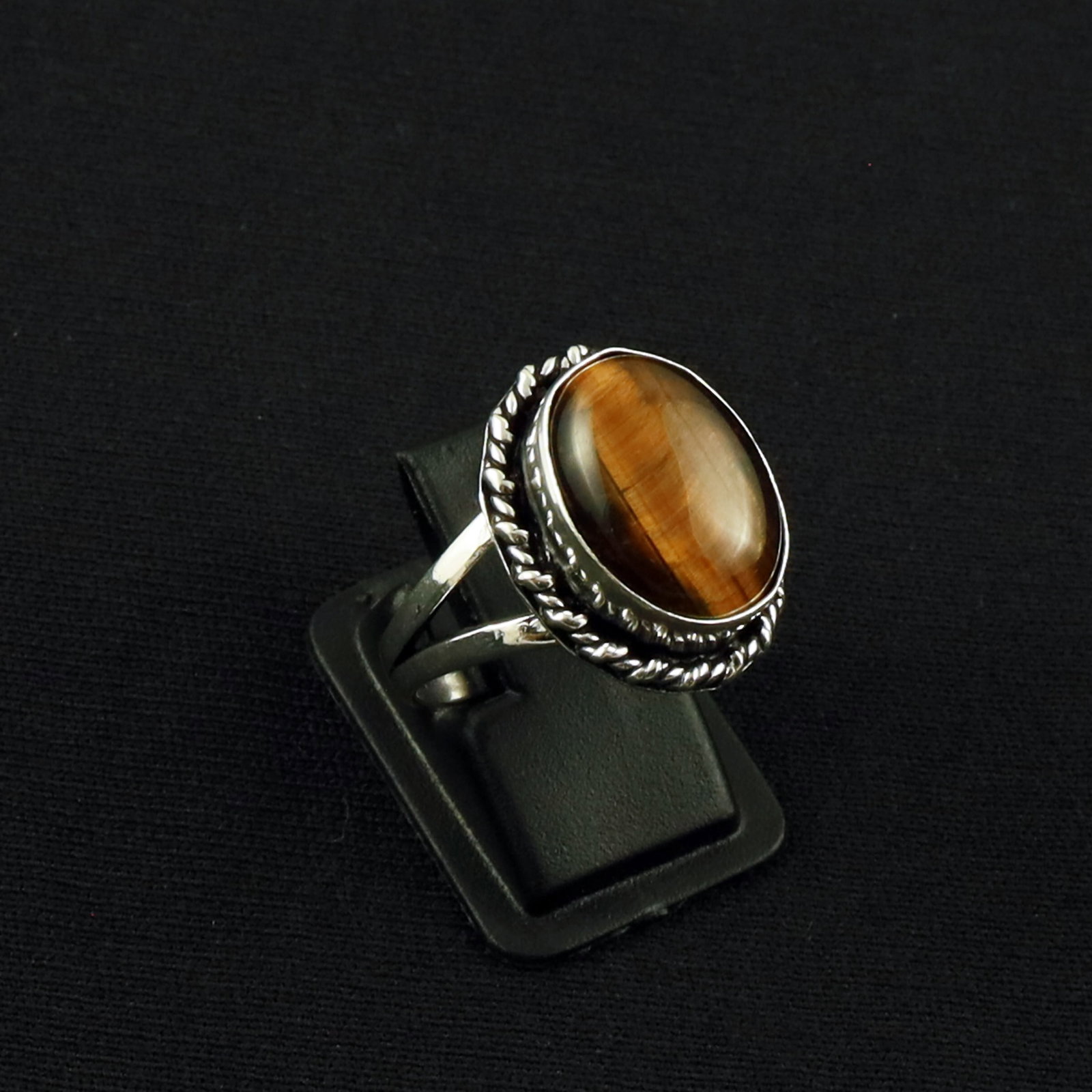 Natural Tiger Eye Sterling Silver Plated Handmade Ring - 9.5MM: Product ID: 260613123815 Product - Handmade Silver Plated Ring Metal - 92.5 Sterling Silver Plated Ring Size - 9.5MM Gemstone - Tiger Eye Gemstone Origin - South Africa Gemstone Size - 12X16 MM Gemsto