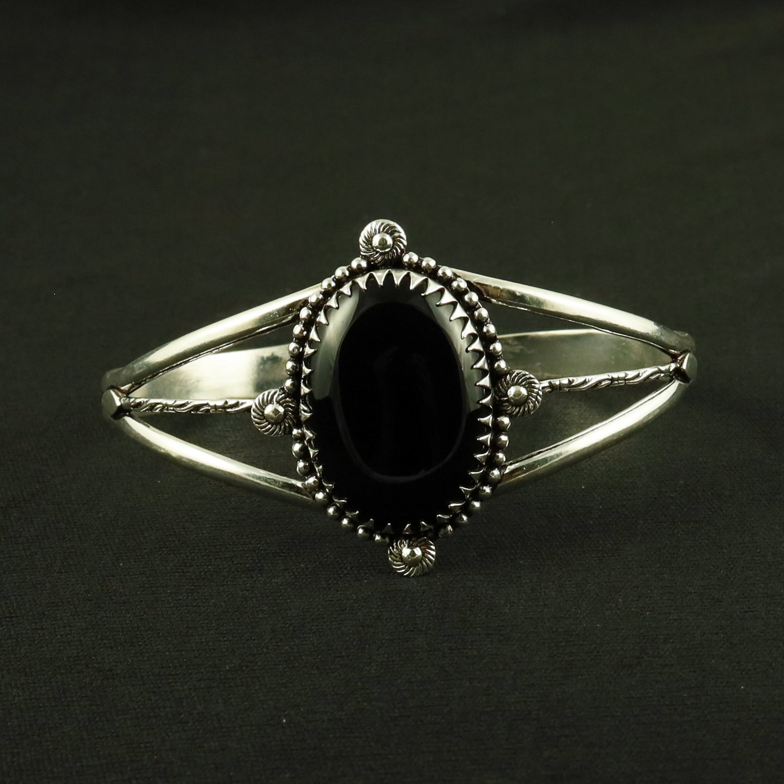 Natural Black Onyx Sterling Silver Plated Handmade Cuff Bangle: Product ID: 260611121148 Product - Handmade Silver Plated Cuff Bangle Metal - 92.5 Sterling Silver Plated Bangle Size - 7.5x5.5 CM (Adjustable) Gemstone - Black Onyx Gemstone Origin - India Gemstone S
