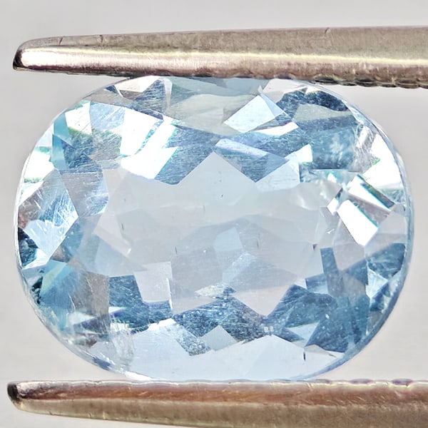 Natural Baby Blue Aquamarine Gemstones 1.52 Ct. Oval Shape 8.5 x 7.8 Mm.: Product ID: 800812416 Product Name: Natural Gemstones Weight: 1.52 CT. Size: 8.5 x 7.8 x 4.3 MM. Shape: Oval Shape Color: Baby Blue Clarity:VSI Luster: Good Gems Origin: Brazil Treatment: Unheated Cry