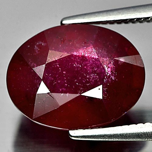 Natural Purplish Red Ruby Gemstones 5.61 Ct. Oval Shape 11.2 x 8.6 Mm. (1 of 3)