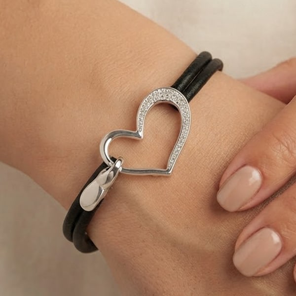 Handmade Fashion Rubber band Bracelet 925 Sterling Silver Jewelry with CZ: Product ID: 280560002 Product Type: 925 Sterling Silver Fine Jewelry Jewelry Weight: 7.79 Grams. Gemstones Color: Silver Metal: Solid Silver 92.5%. Gemstone Detail: Average Range 7.79 - 7.90 Gram Per 