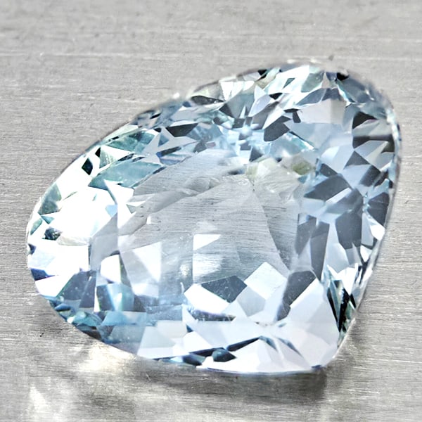 Natural Light Blue Aquamarine Gemstones 1.52 Ct. Pear Shape 8.5 x 6.5 Mm.: Product ID: 800812123 Product Name: Natural Aquamarine Weight: 1.52 CT. Size: 8.5 x 6.5 x 5.3 MM. Shape: Pear Shape Color: Light Blue Clarity:VSI - SI1 Luster: Good Gems Origin: Brazil Treatment: Unhe
