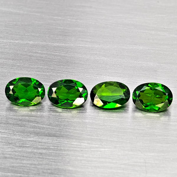 Natural Green Chrome Diopside Gemstones 3.06 Ct. 4 Pcs. Oval Shape 7.2 x 5.2 Mm.: Product ID: 801604636 Product Name: Natural Chrome Diopside Weight: 3.06 CT. Size: 7.2 x 5.2 x 3 MM. Shape: Oval Color: Green Clarity:VSI Luster: Good Gems Origin: Russia Treatment: Unheated Crystal S