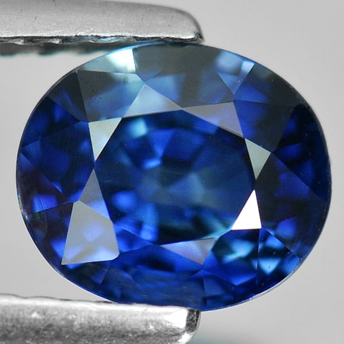 Natural Blue Sapphire Gemstones 1.61 Ct. Oval Shape 7.07 x 6.02 Mm.: Product ID: 806004853 Product Name: Natural Blue Sapphire Weight: 1.61 CT. Size: 7.07 x 6.02 x 4.36 MM. Shape: Oval Color: Blue Clarity:VVS Luster: Very Good Gems Origin: Bangkaja, Thailand Treatment: