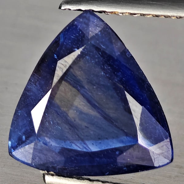 Natural Blue Sapphire Gemstones 4.36 Ct. Trilliant Shape 10.3 x 5.1 Mm.: Product ID: 806012510 Product Name: Natural Blue Sapphire Weight: 4.36 CT. Size: 11.6 x 11.6 x 4.1 MM. Shape: Trilliant Color: Blue Clarity:SI1 Luster: Good Gems Origin: Madagascar Treatment: Heated (