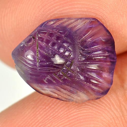 Natural Violet Amethyst Gemstones 3.89 Ct. Fish Carving Shape 13.5 x 11.2 Mm.: Product ID: 810303791 Product Name: Natural Amethyst Weight: 3.89 CT. Size: 13.5 x 11.2 x 5 MM. Shape: Fish Carving Color: Violet Clarity:Semi - Transparent Luster: Good Gems Origin: Brazil Treatment: