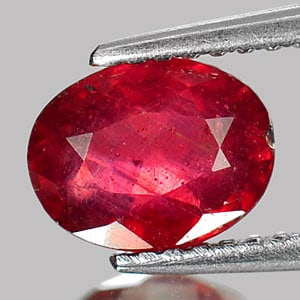 Natural Purplish Red Ruby Gemstones 1.82 Ct. Oval Shape 7.9 x 6.2 Mm. (1 of 3)