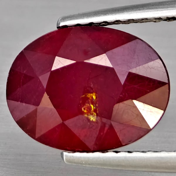 Natural Purplish Red Ruby Gemstones 4.57 Ct. Oval Shape 10.8 x 8.4 Mm. (1 of 3)