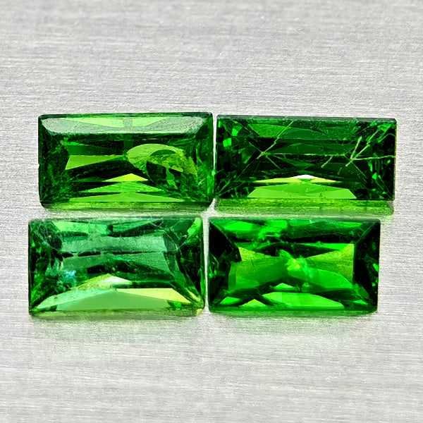 Natural Green Tsavorite Garnet Gemstones 0.50 Ct. 4 Pcs. Baguette Shape 4 x 1.9 Mm.: Product ID: 803005044 Product Name: Natural Tsavorite Weight: 0.50 CT. Size: 4 x 1.9 x 1.7 MM. Shape: Baguette Color: Green Clarity:SI1 Luster: Good Gems Origin: Tanzania Treatment: Unheated Crystal S