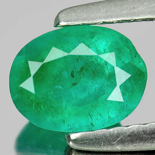 Natural Green Emerald Gemstones 0.63 Ct. Oval Shape 6.4 x 5 Mm. (1 of 3)