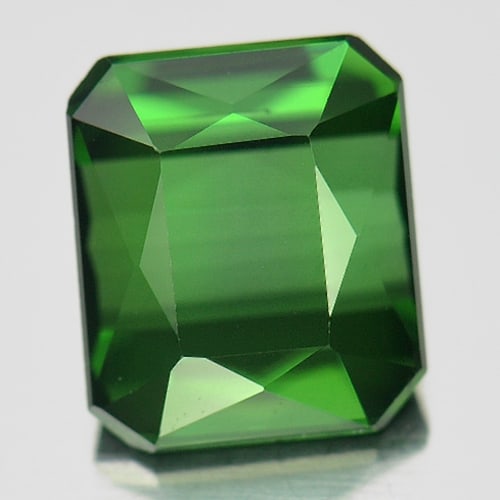 Natural Green Tourmaline Gemstones 2.37 Ct. Clean Octagon Shape 8.1 x 6.9 Mm. (1 of 3)