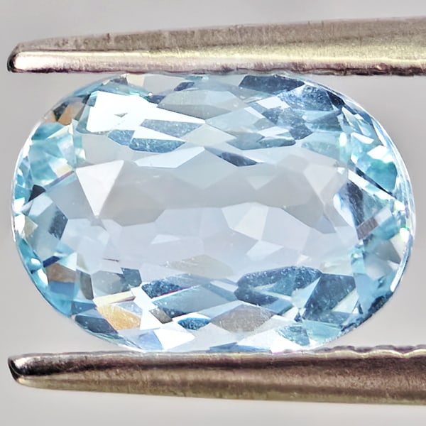 Natural Baby Blue Aquamarine Gemstones 1.58 Ct. Oval Shape 8.5 x 6.1 Mm.: Product ID: 800812446 Product Name: Natural Gemstones Weight: 1.58 CT. Size: 8.5 x 6.1 x 4.3 MM. Shape: Oval Shape Color: Baby Blue Clarity:VSI Luster: Good Gems Origin: Brazil Treatment: Unheated Cry