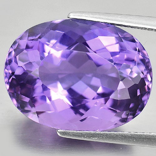 Natural Purple Amethyst Gemstones 15.16 Ct. Clean Oval Shape 18.5 x 14 Mm. (1 of 3)