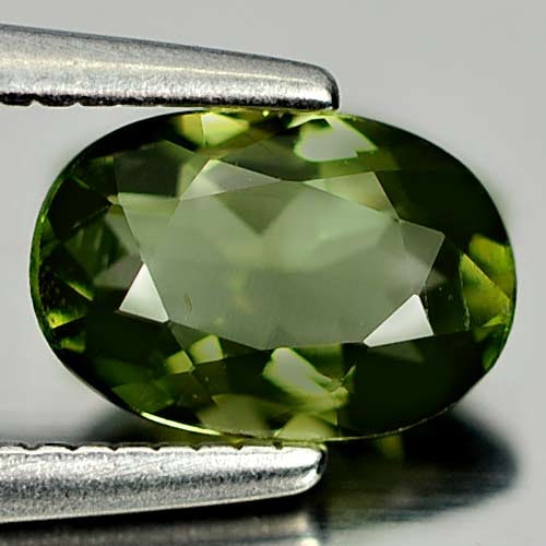 Natural Green Tourmaline Gemstones 0.81 Ct. Oval Shape 7.2 x 4.9 Mm.