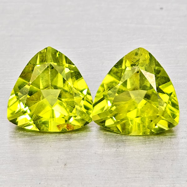 Natural Green Peridot Gemstones 1.38 Ct. 2 Pcs. Trilliant Shape 6 Mm.