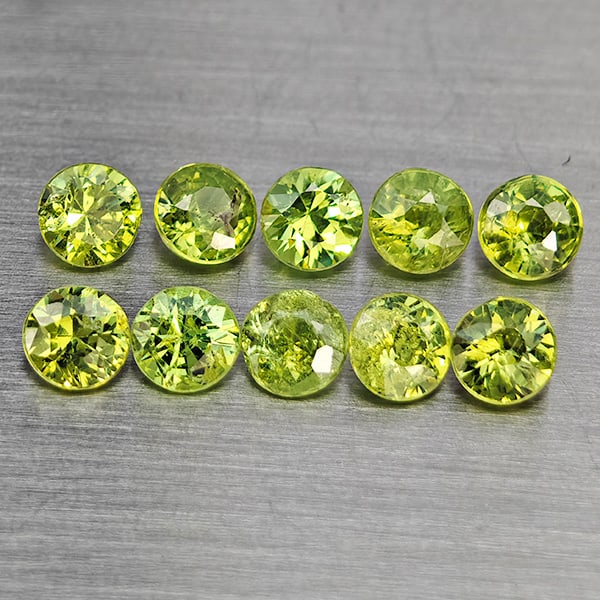 Natural Green Demantiod Garnet Gemstones 1.40 Ct. 10 Pcs. Round Diamond Cut 3 Mm.
