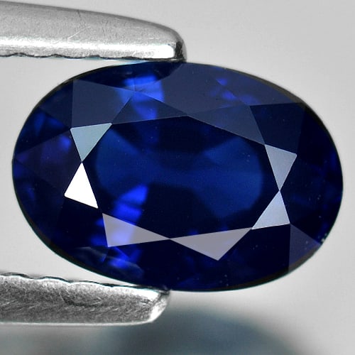 Natural Blue Sapphire Gemstones 1.50 Ct. Oval Shape 7.68 x 5.30 Mm.: Product ID: 806007571 Product Name: Natural Blue Sapphire Weight: 1.50 CT. Size: 7.68 x 5.30 x 4.08 MM. Shape: Oval Color: Blue Clarity:VVS Luster: Good Gems Origin: Madagascar Treatment: Heated Cryst
