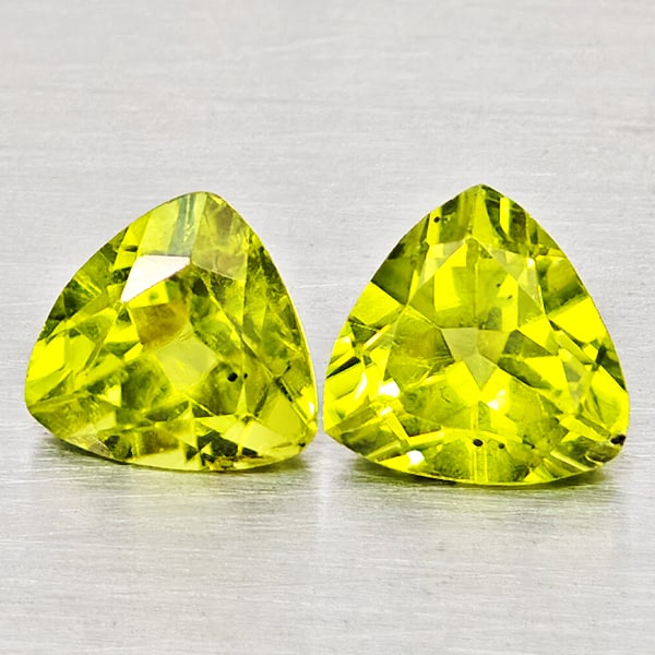 Natural Green Peridot Gemstones 1.58 Ct. 2 Pcs. Trilliant Shape 6 Mm.