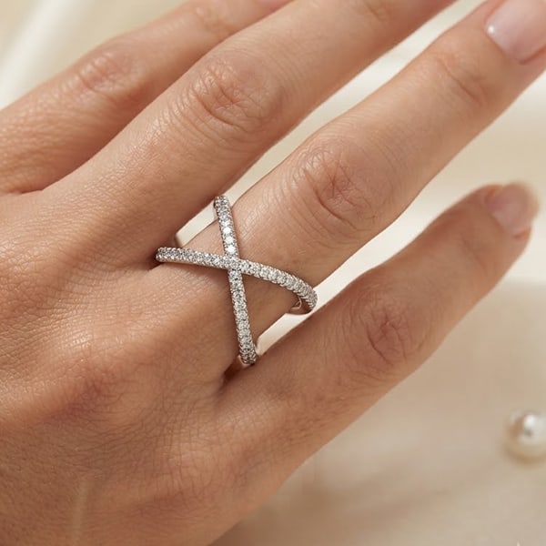 925 Sterling Silver Ring Jewelry White Gold Plated 6.01 Grams Size 8 (1 of 3)