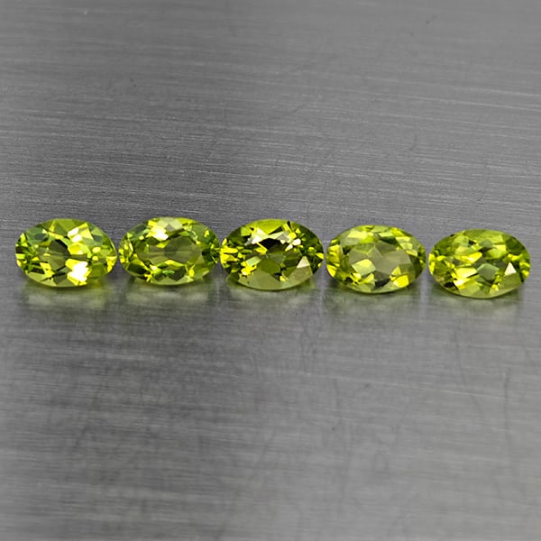 Natural Green Peridot Gemstones 2.82 Ct. 5 Pcs. Oval Shape 6.3 x 4.3 Mm.