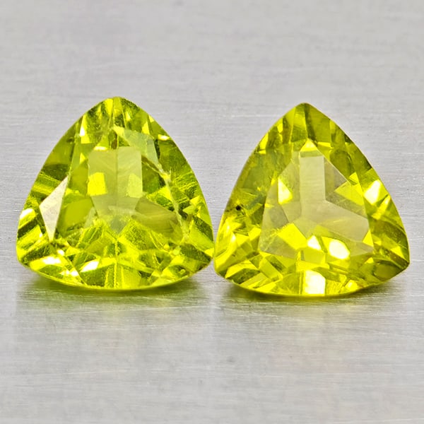 Natural Green Peridot Gemstones 1.67 Ct. 2 Pcs.Trilliant Shape 6 Mm.