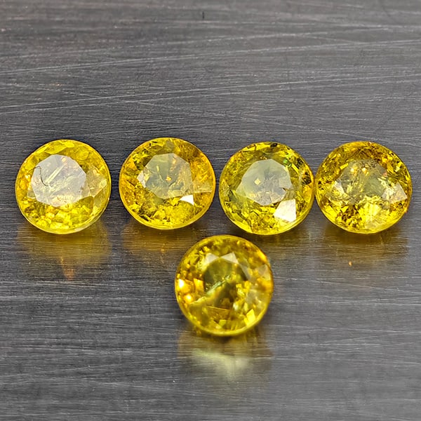Natural Greenish Yellow Titanium Sphene Gemstones Rainbow Spark 1.63 Ct. 5 Pcs. Round Shape 4 Mm.
