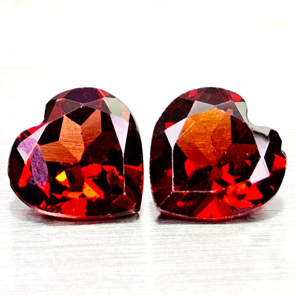 Natural Orangish Red Garnet Gemstones 2.68 Ct. 2 Pcs. Heart Shape 7 x 7 Mm.