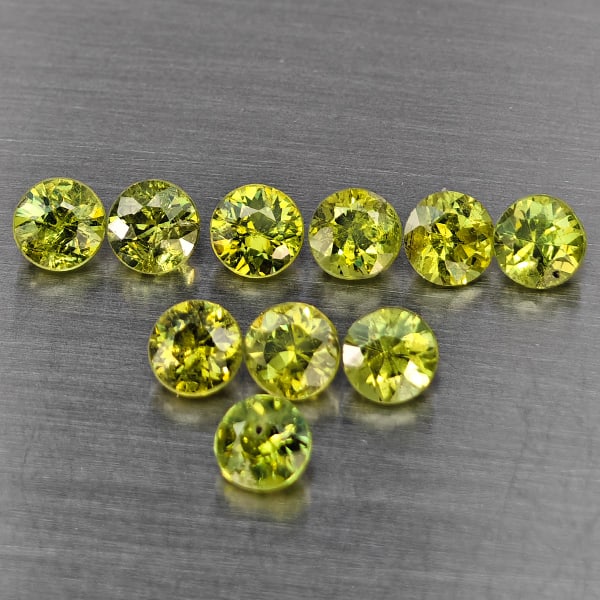 Natural Green Demantiod Garnet Gemstones 1.68 Ct. 10 Pcs. Round Diamond Cut 3.2 Mm. (1 of 3)
