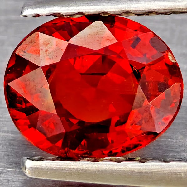Natural Orangish Red Spessartine Garnet Gemstones 1.01 Ct. Oval Shape 6.4 x 5.4 Mm.
