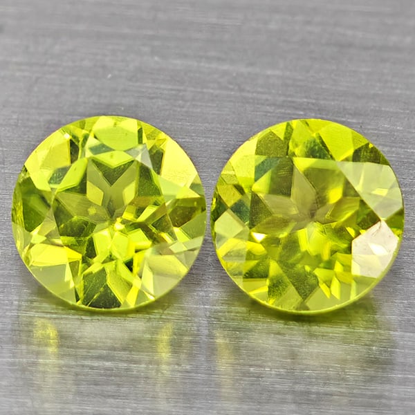 Natural Green Peridot Gemstones 1.23 Ct. 2 Pcs. Round Shape 5.3 Mm.