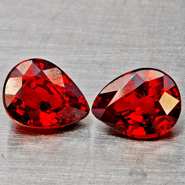 Natural Orangish Red Spessartine Garnet Gemstones 1.57 Ct. 2 Pcs. Pear Shape 5.8 x 4.5 Mm. (1 of 3)