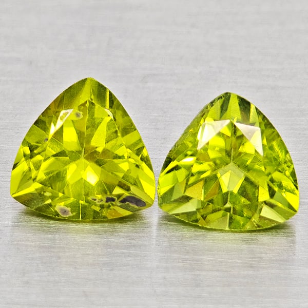 Natural Green Peridot Gemstones 1.66 Ct. 2 Pcs. Trilliant Shape 6.1 Mm.