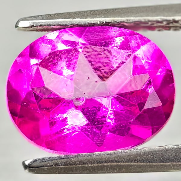 Natural Pink Topaz Gemstones 2.51 Ct. Oval Shape 9.1 x 7.1 Mm.