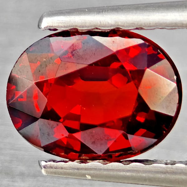 Natural Orangish Red Spessartine Garnet Gemstones 1.14 Ct. Oval Shape 7.1 x 5.4 Mm.