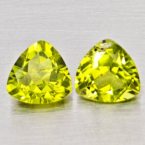 Natural Green Peridot Gemstones 1.51 Ct. 2 Pcs Trilliant Shape 6.1 Mm.