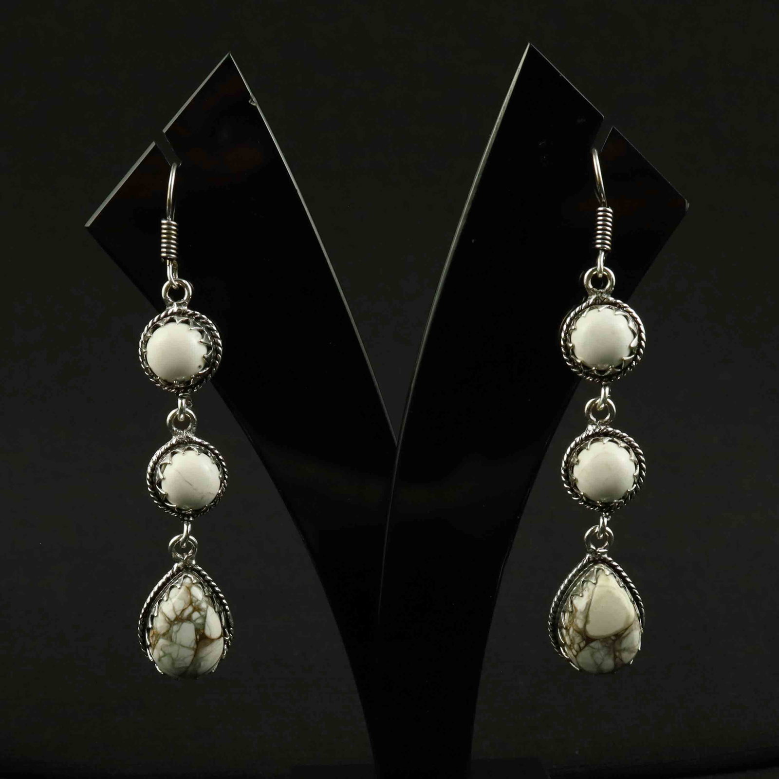 Natural Howlite Sterling Silver Plated Handmade Stud Earring: Product ID: 260522162933 Product - Handmade Silver Plated Stud Earring Metal - 92.5 Sterling Silver Plated Earring Type - Stud Gemstone - Howlite Gemstone Origin - Canada Gemstone Size - 10X14 MM ( 2 
