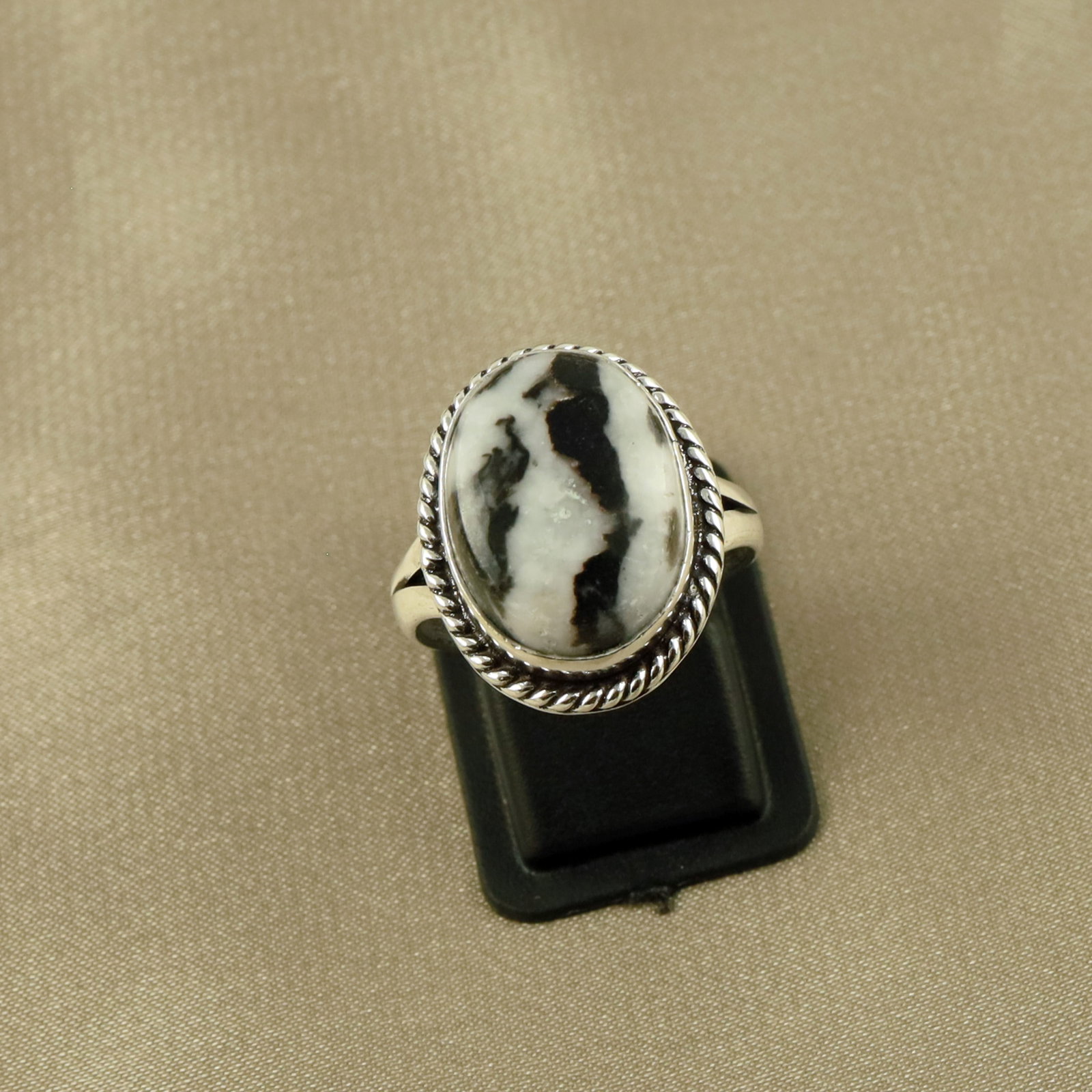 Natural Zebra Jasper Sterling Silver Plated Handmade Ring - 8MM: Product ID: 260520131132 Product - Handmade Silver Plated Ring Metal - 92.5 Sterling Silver Plated Ring Size - 8MM Gemstone - Zebra Jasper Gemstone Origin - Africa Gemstone Size - 12X16 MM Gemstone Sh