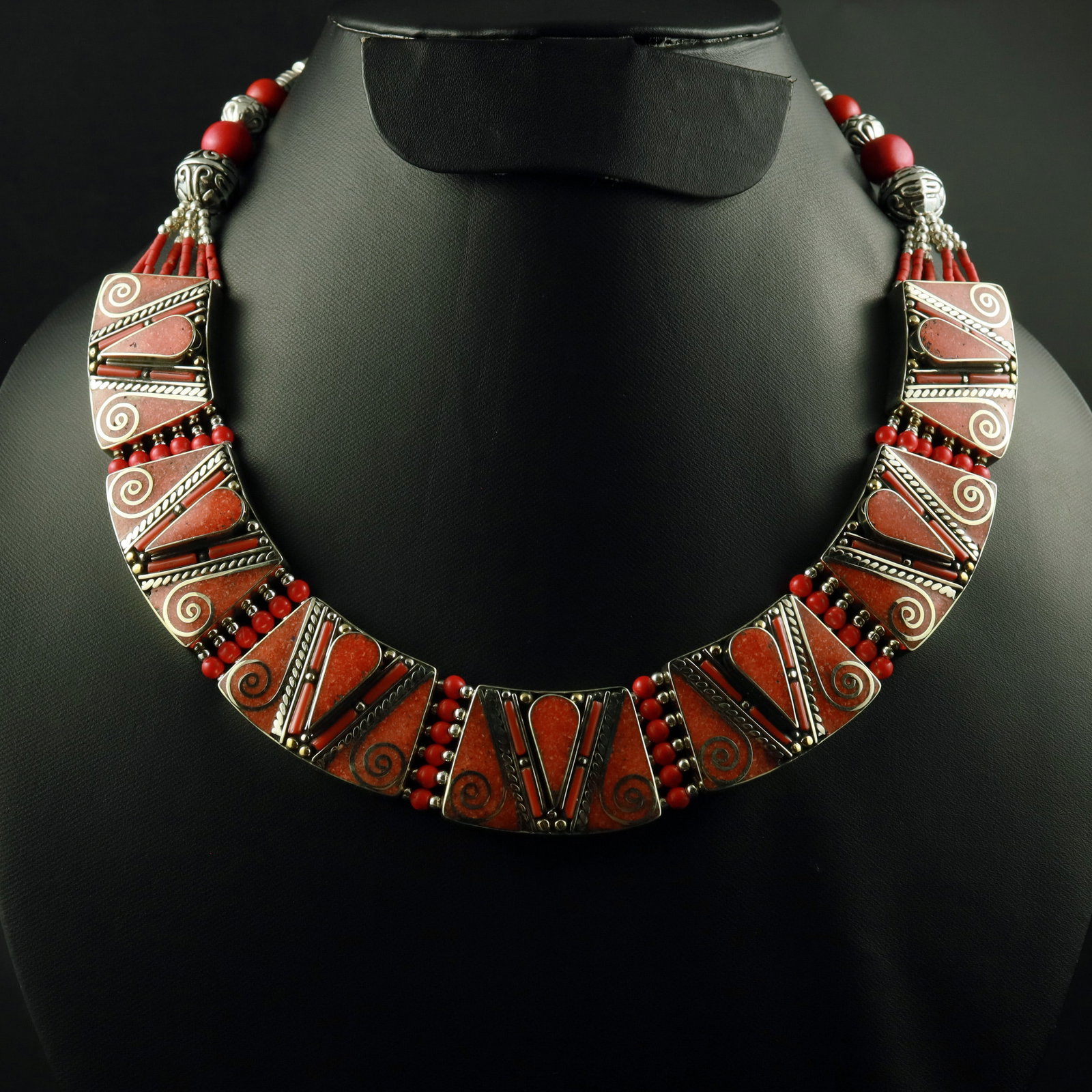 Tibetan Natural Red Coral Handmade Ethnic Royal Necklace: Product ID: 260519125152 Product - Tibetan Handmade Ethnic Necklace Gemstone - Natural Red Coral Necklace Length - 18 Inch Necklace Weight - 175 Gram Approx Metal - Brass & Copper mix Metal Origin - N