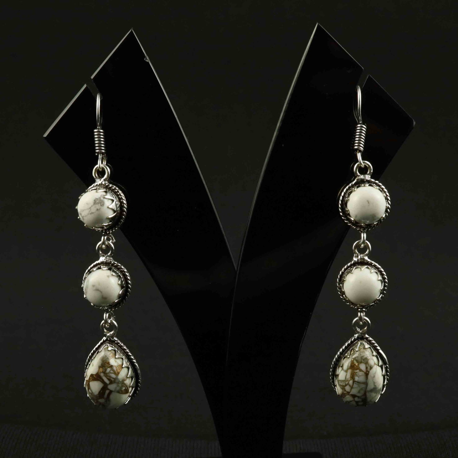 Natural Howlite Sterling Silver Plated Handmade Stud Earring: Product ID: 260522163023 Product - Handmade Silver Plated Stud Earring Metal - 92.5 Sterling Silver Plated Earring Type - Stud Gemstone - Howlite Gemstone Origin - Canada Gemstone Size - 10X14 MM ( 2 