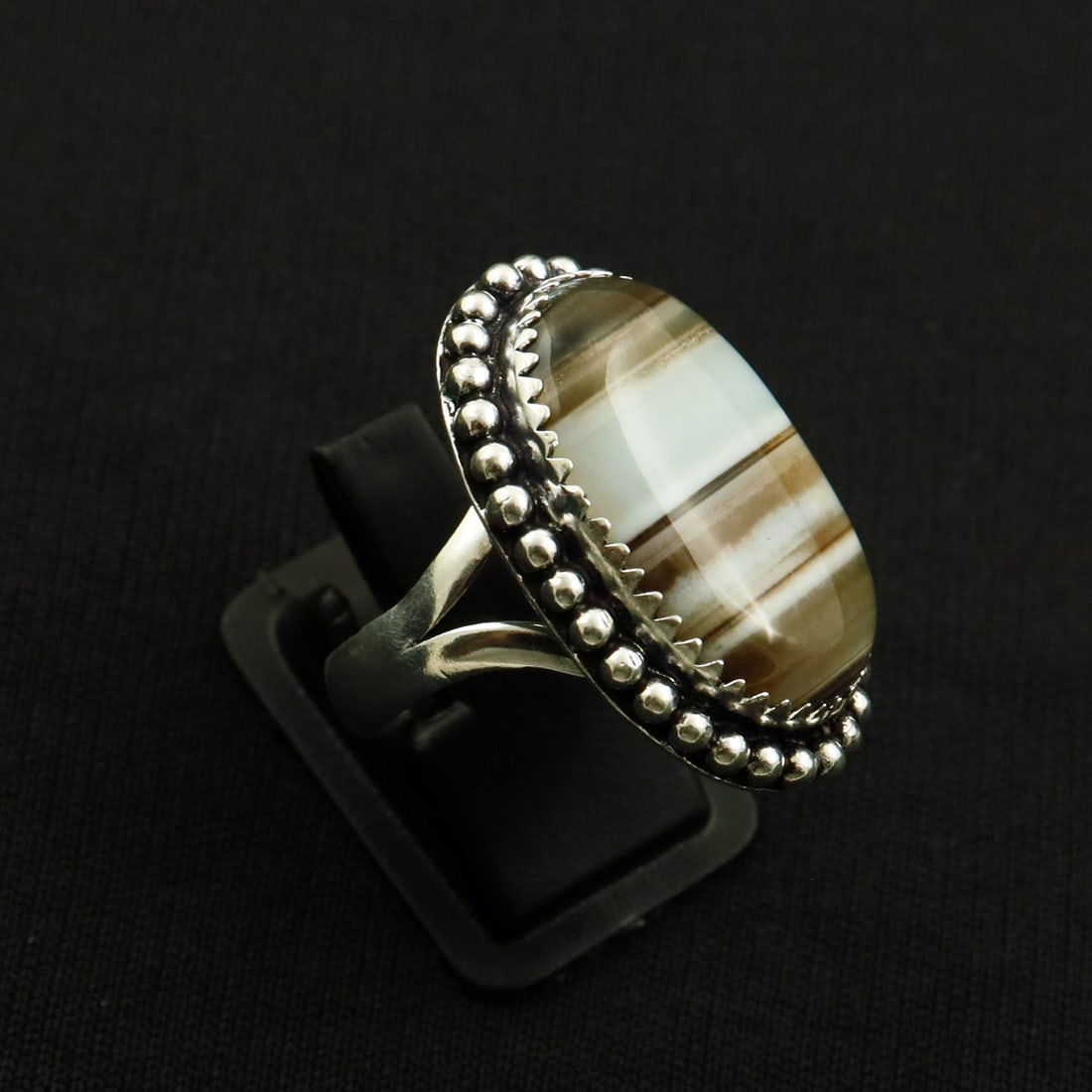 Natural Banded Agate 2 Micron Sterling Silver Plated Handmade Ring - 8.5MM: Product ID: 260729125319 Product - Handmade Silver Plated Ring Metal - 92.5 2 Micron Sterling Silver Plated Ring Size - 8.5MM Gemstone - Banded Agate Gemstone Origin - Brazil Gemstone Size - 2.5X2 CM 