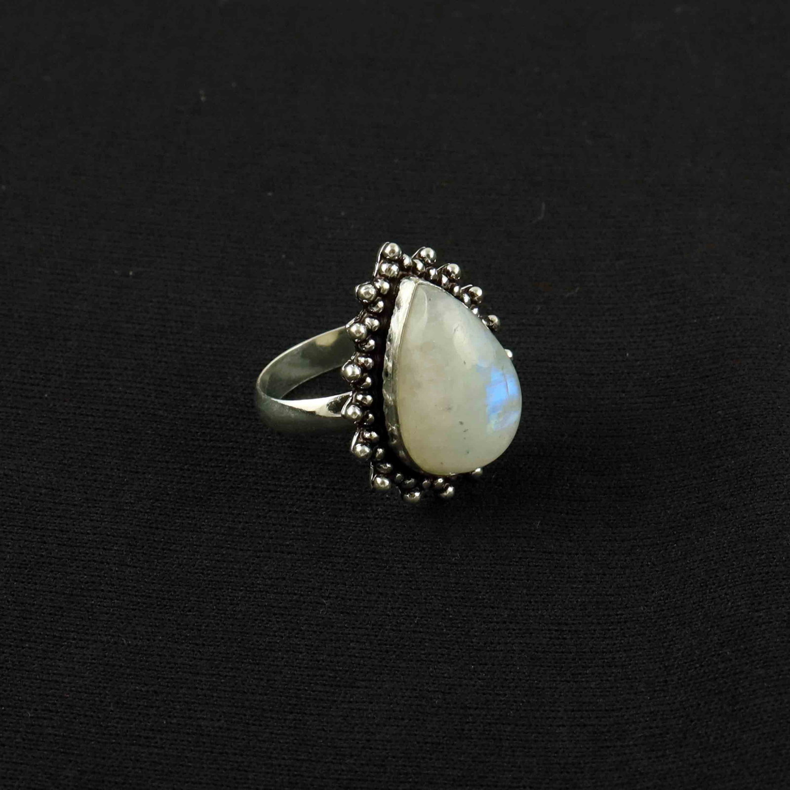 Natural Rainbow Moonstone Sterling Silver Plated Handmade Ring - 8MM: Product ID: 260528150354 Product - Handmade Silver Plated Ring Metal - 92.5 Sterling Silver Plated Ring Size - 8MM Gemstone - Rainbow Moonstone Gemstone Origin - India Gemstone Size - 2X1.5 CM Gemston