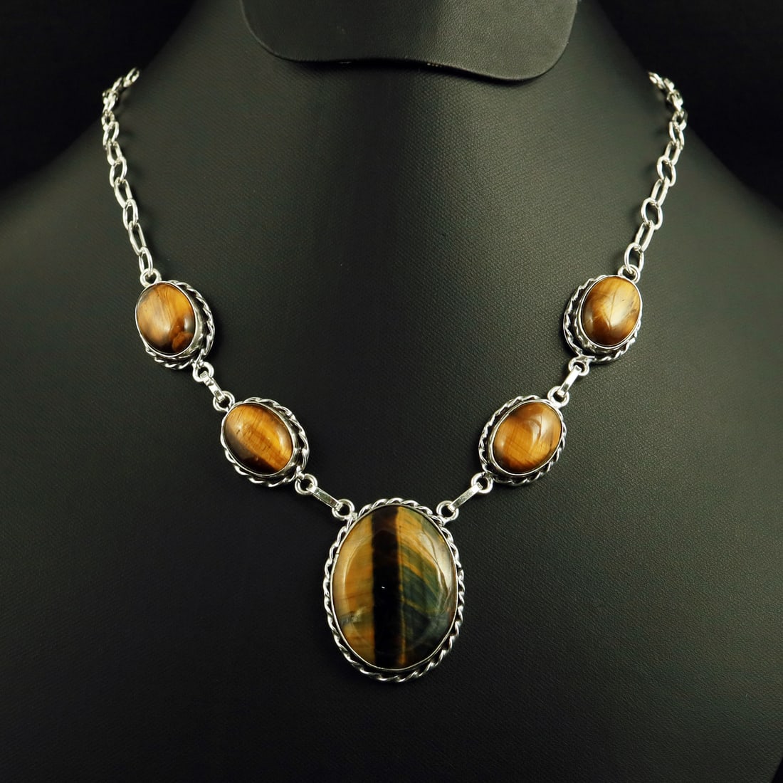 Natural Tiger Eye Sterling Silver Plated Handmade Necklace: Product ID: 260730114203 Product - Handmade Silver Plated Necklace Metal - 92.5 Sterling Silver Plated Necklace Length - 18 Inch Gemstone - Tiger Eye Gemstone Origin - South Africa Gemstone Shape - Ov